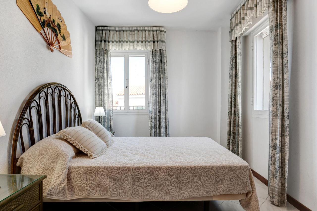 Apartamento Mercedes Conil De La Frontera Bagian luar foto